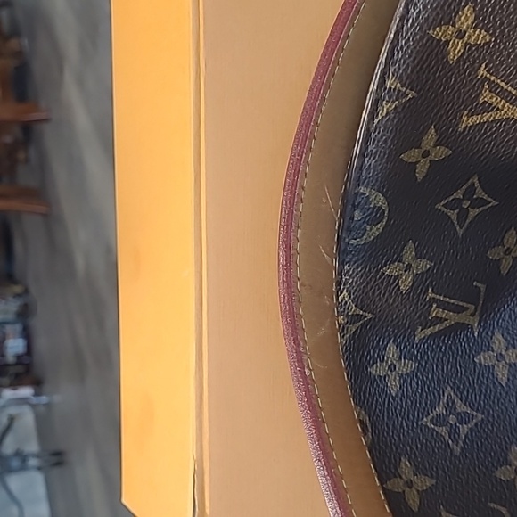 Louis Vuitton Melia 2 Way Bag - Picture 11 of 14